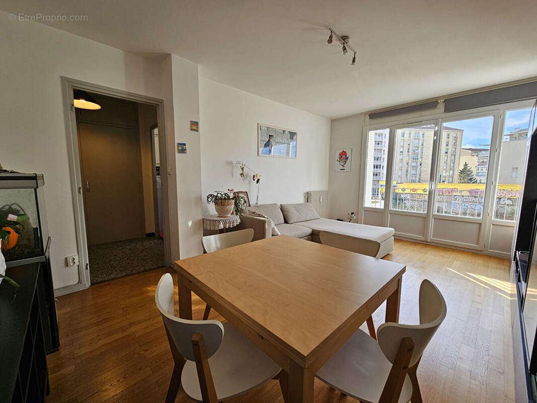 Appartement à VILLEURBANNE