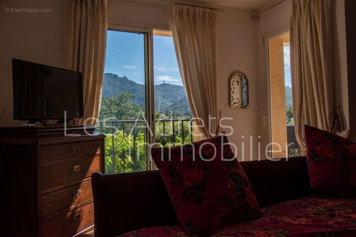 Maison à LES ADRETS-DE-L'ESTEREL