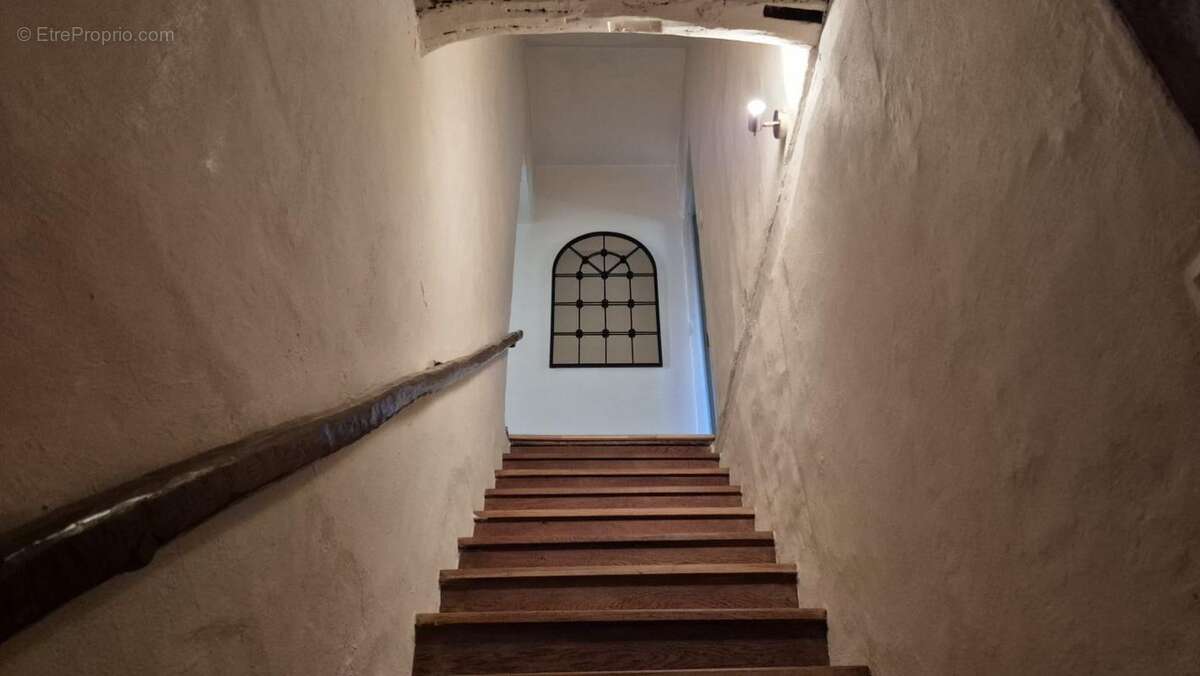 Maison à SAINT-SULPICE