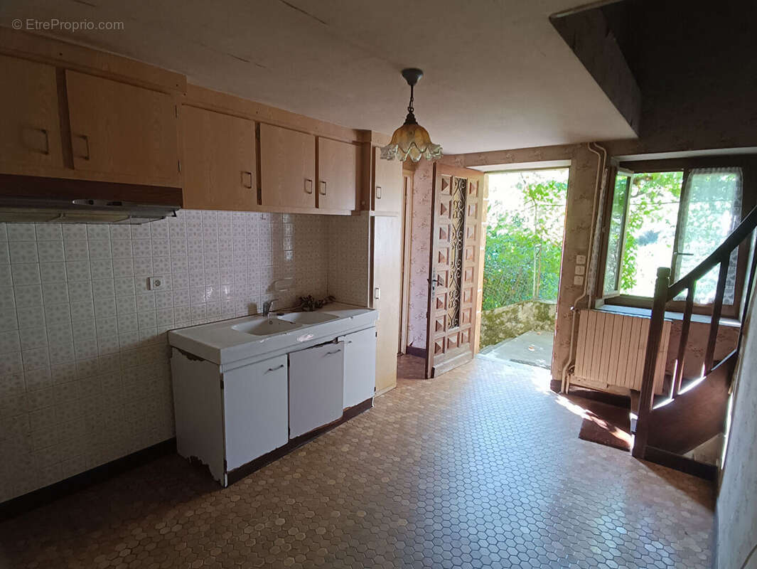 Propriété de 3,2 hectares avec deux maisons - photo 13