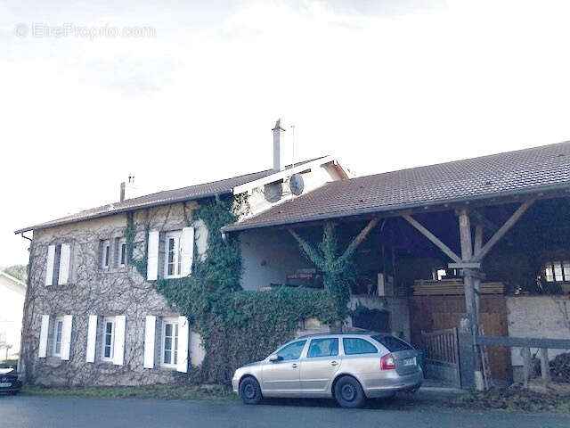 Maison à BREMENIL