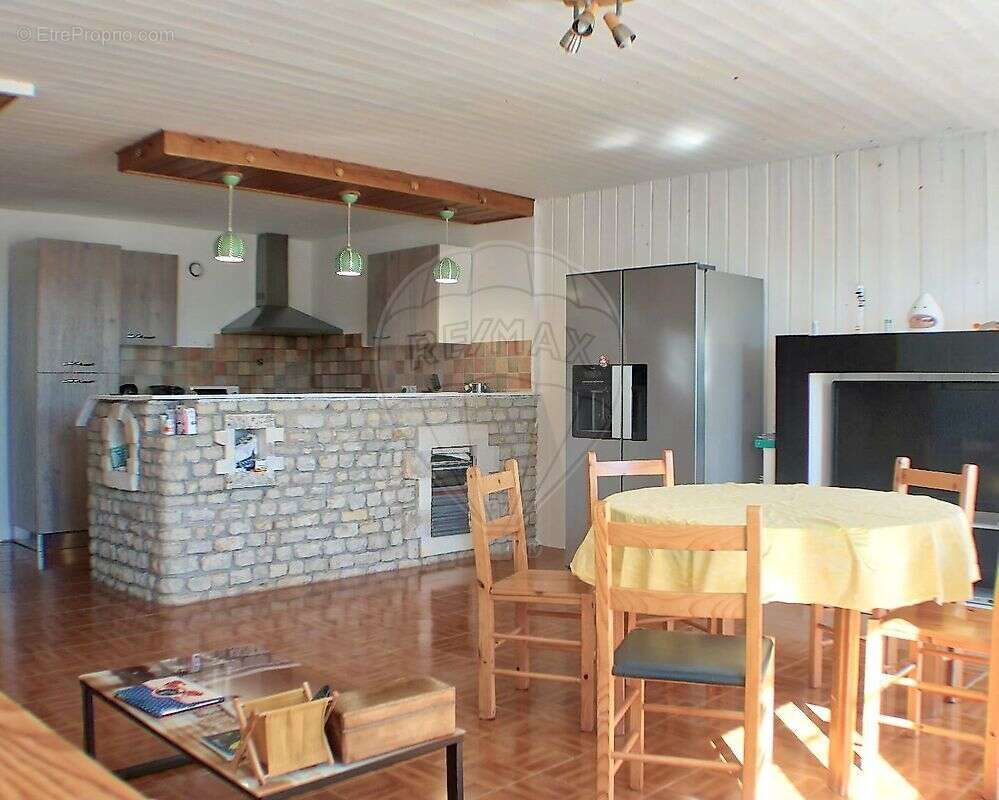 Maison à NIEUL-SUR-MER