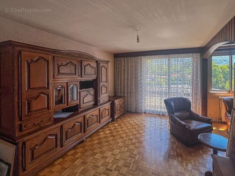 Appartement à SAINT-EGREVE