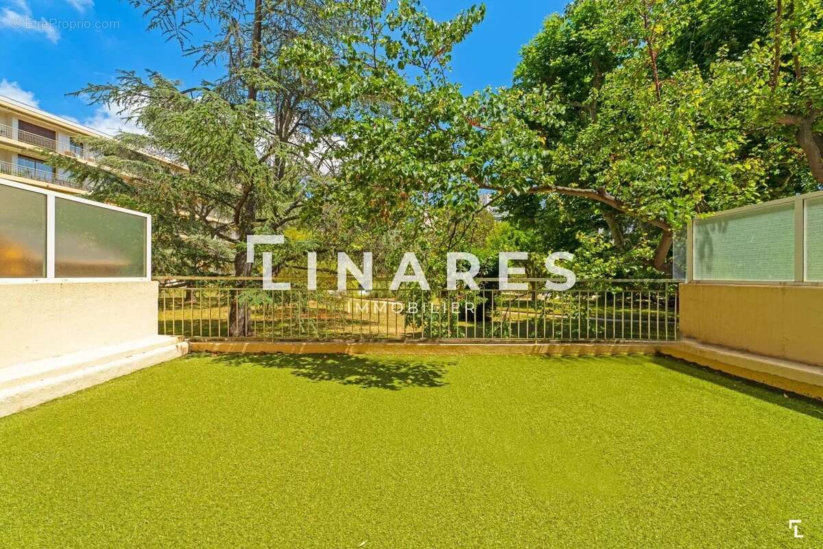 Appartement à MARSEILLE-9E