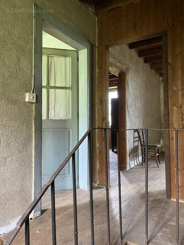 Maison 85 m² à Neuvic-Entier  - photo 7