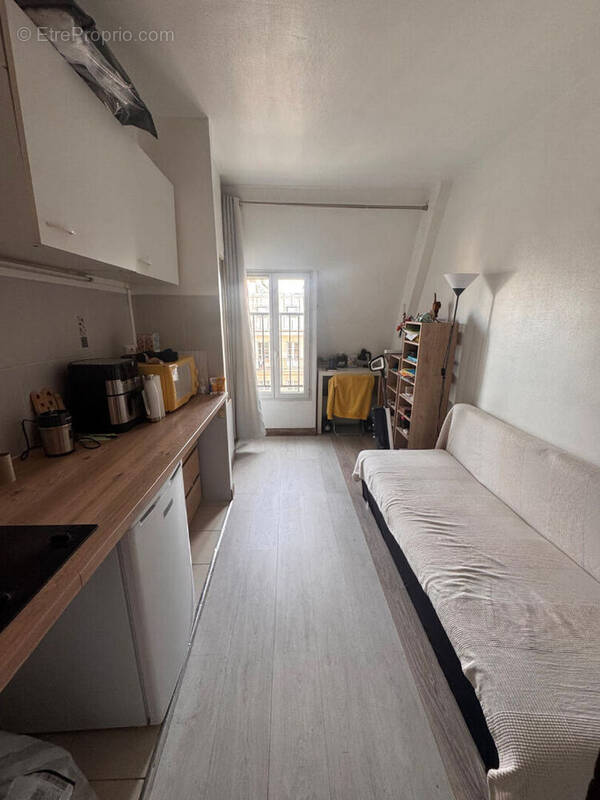 Appartement à PARIS-1E