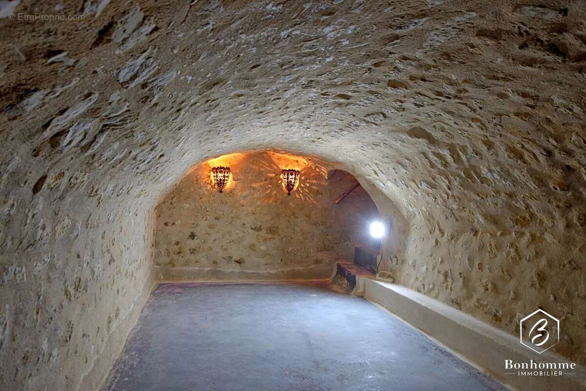 Maison à SAINT-CAPRAIS-DE-BORDEAUX