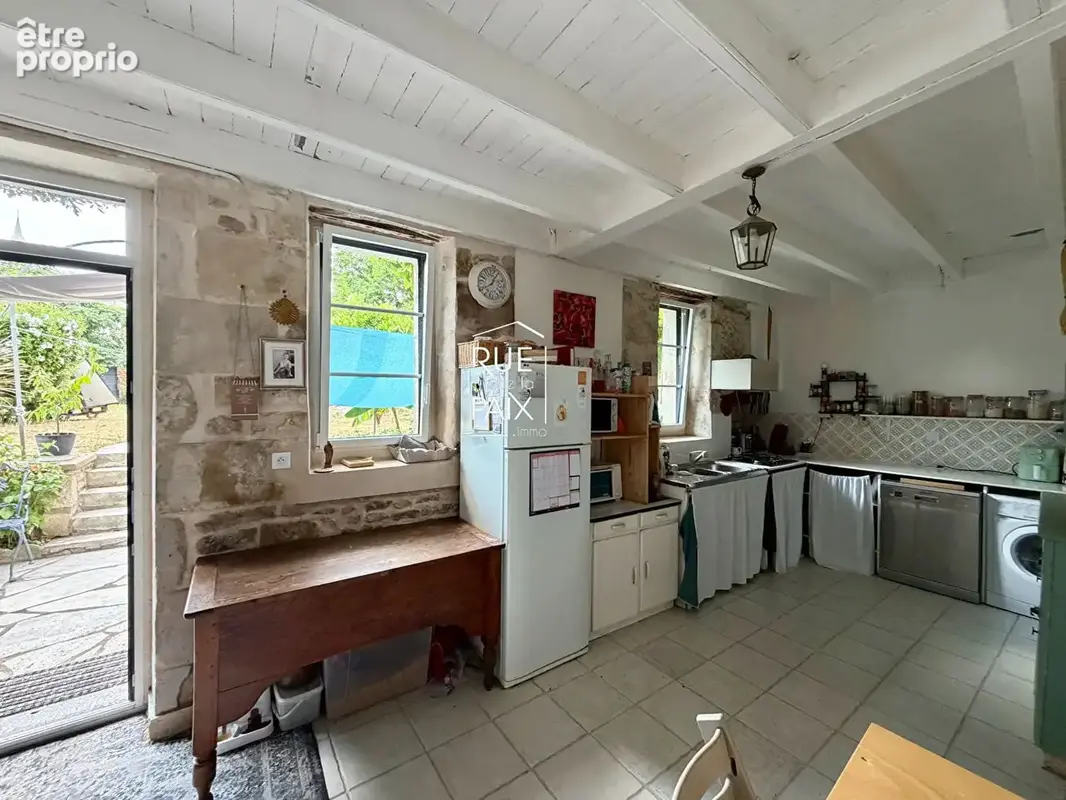 Maison de caractère - Saint-Maixent-l'École -  275 m2 - photo 5