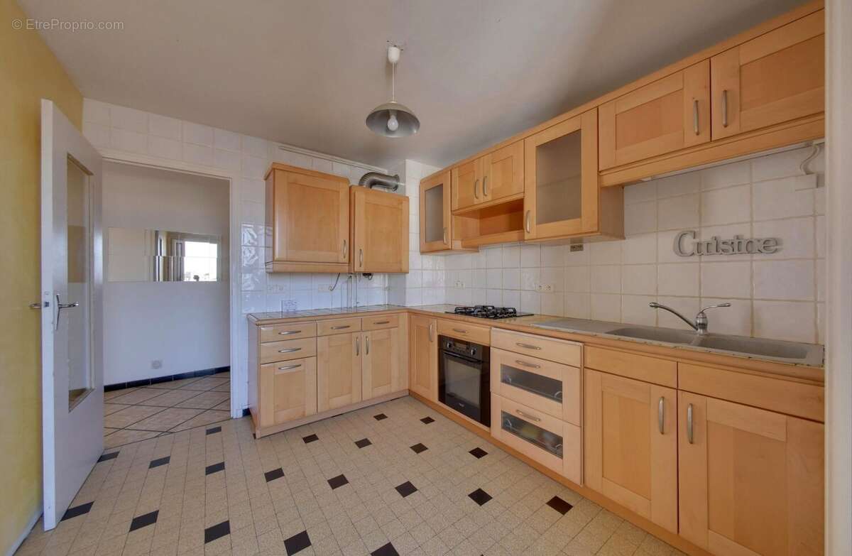 Appartement à FONTAINE