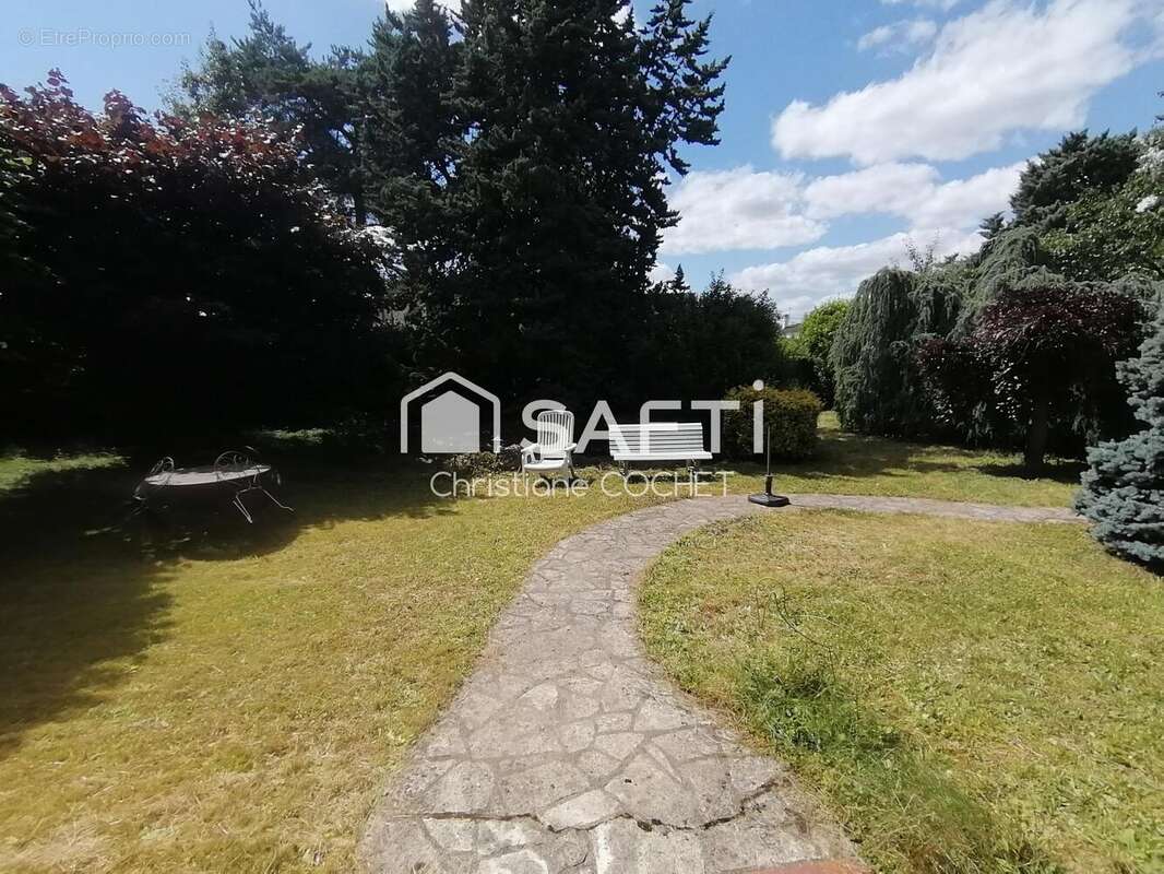 Photo 3 - Maison à CESSON