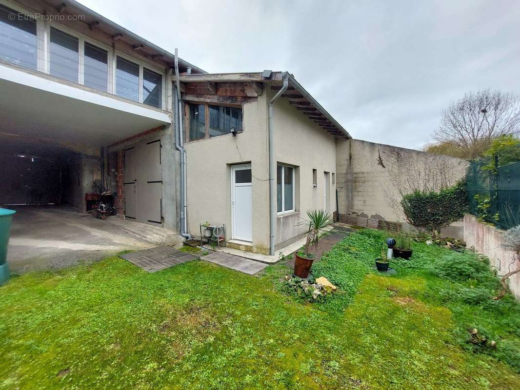 20241118144410 - Maison à SALIES-DU-SALAT