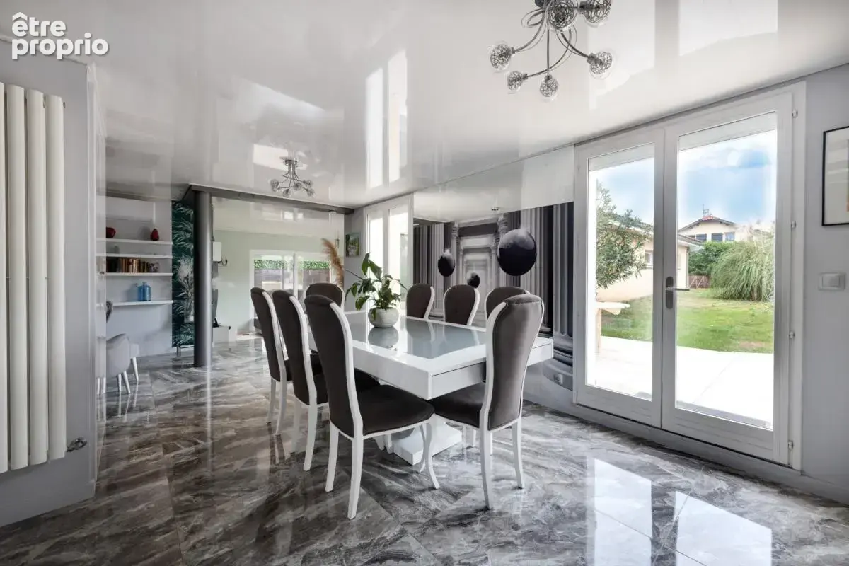 Très belle propriété Maison 8 pièces + 4/5 studios - photo 6