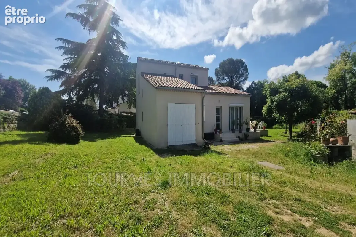 Maison à TOURVES