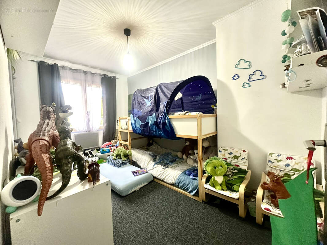 Maison à ROQUEBRUNE-SUR-ARGENS