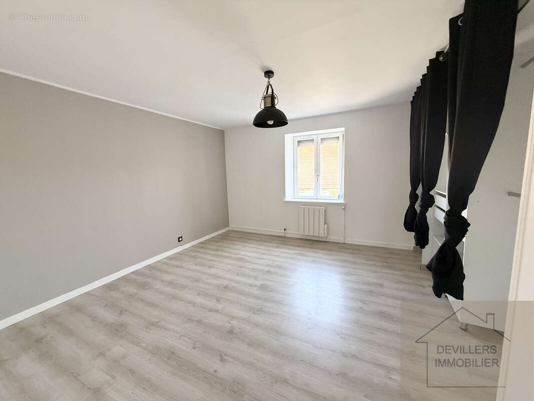 Appartement à SAONE