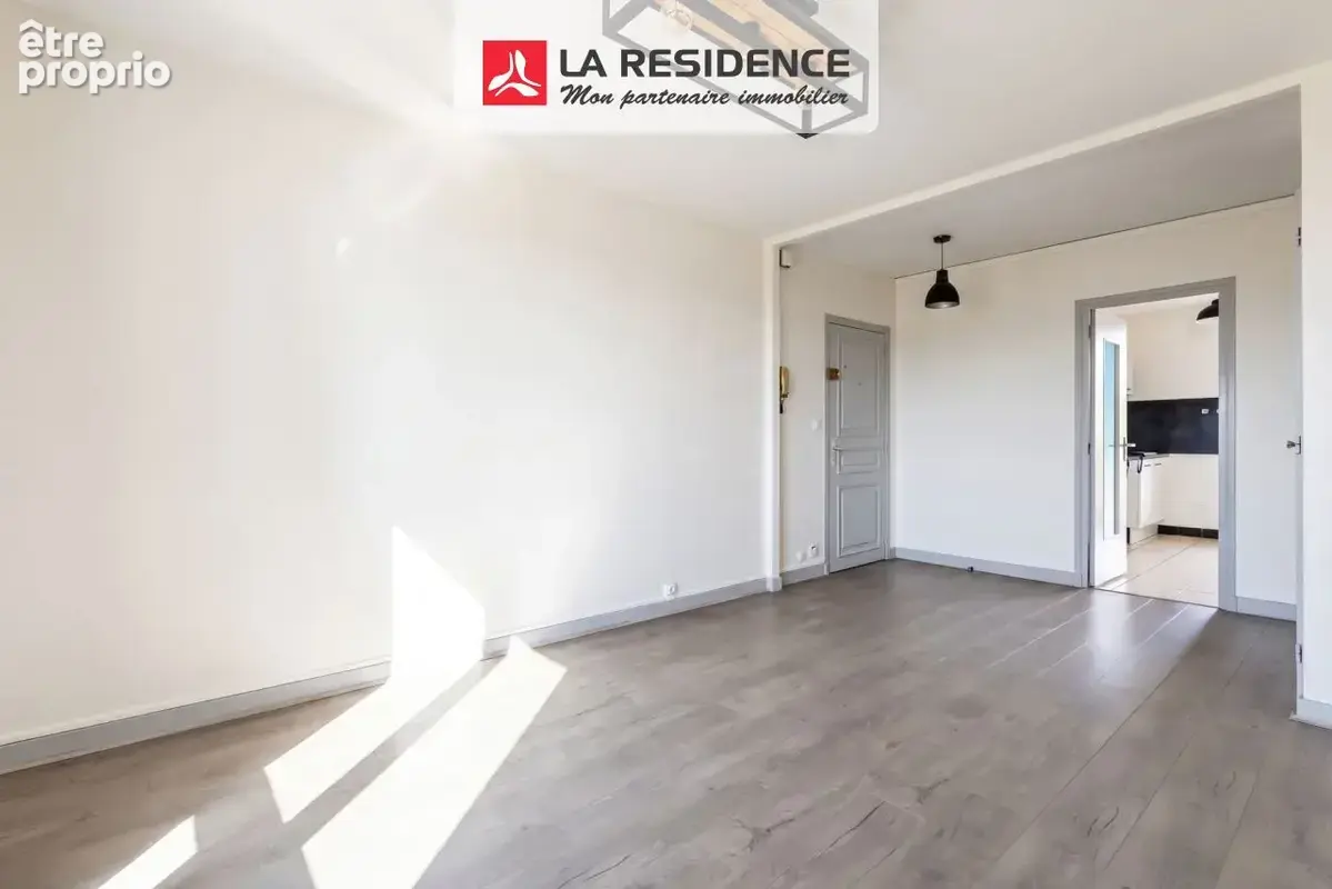 Appartement 3 pièces 56 m² à vendre à Valence (26000) - photo 2