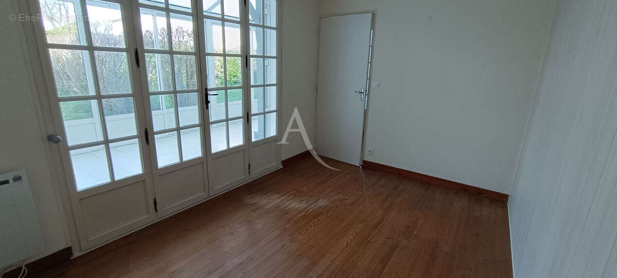 Maison à PORT-DES-BARQUES