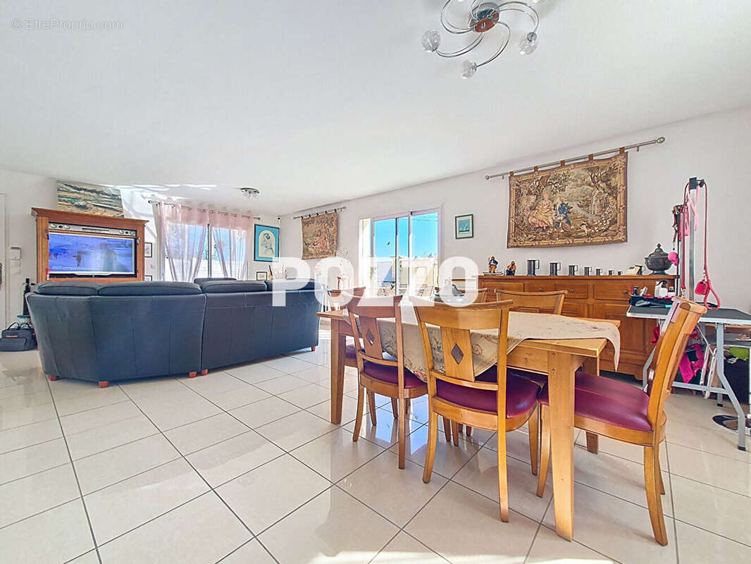 Maison à VER-SUR-MER