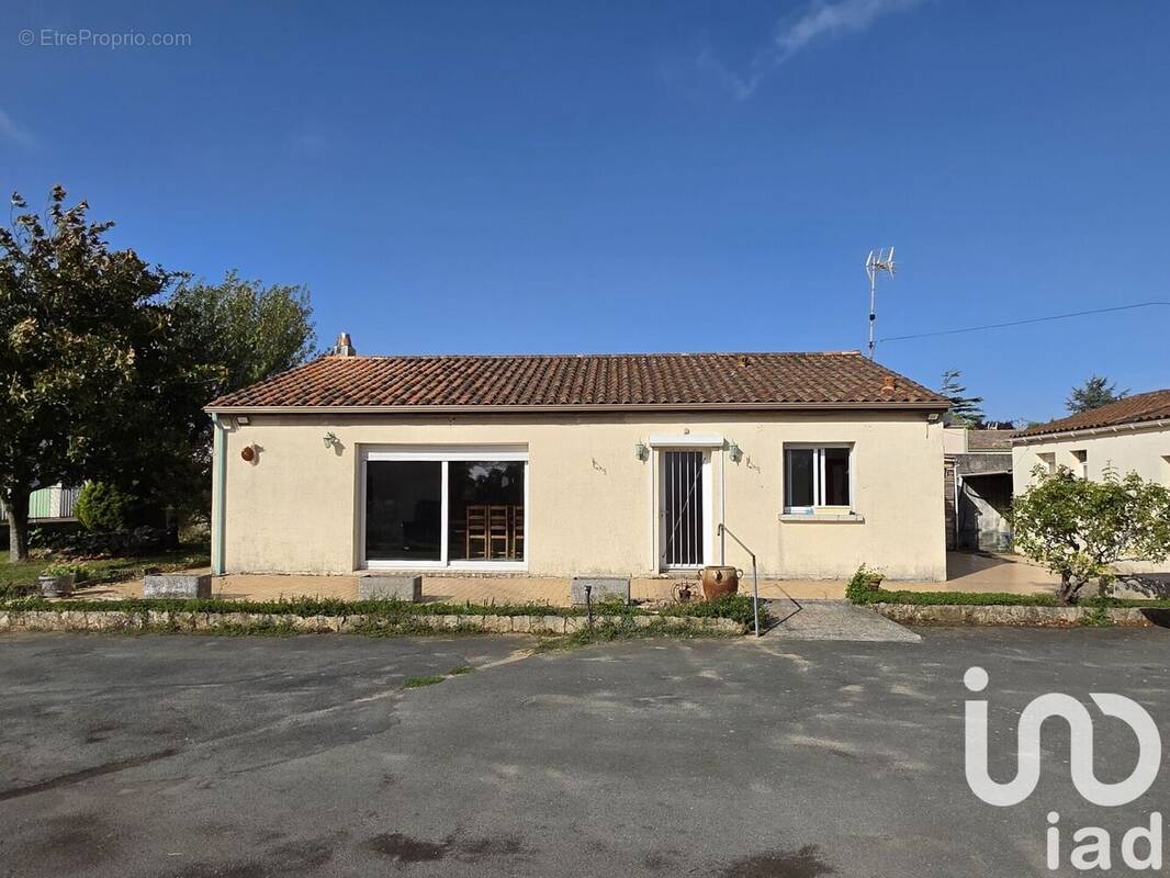 Photo 1 - Maison à FOURAS