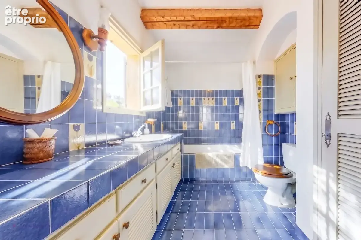 Agay, villa vue mer  exceptionnelle, 6 pieces, 4 chambres+bureau - photo 10