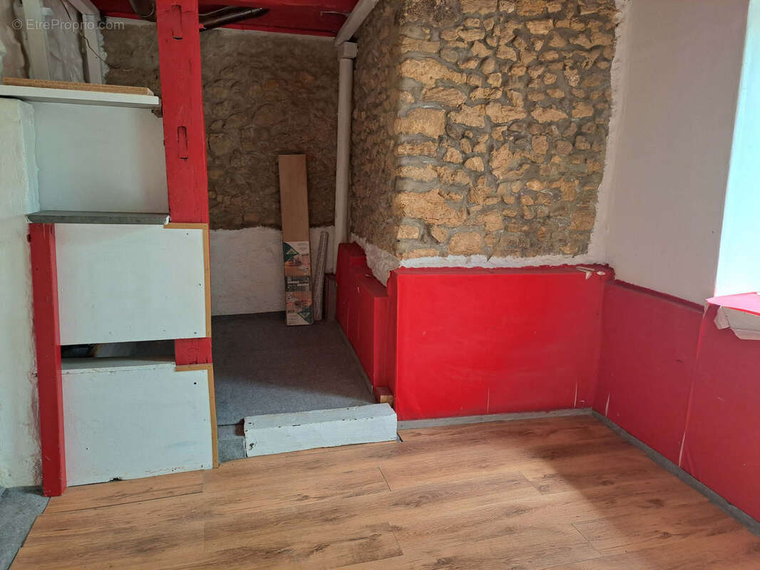 Maison à SAINT-CALAIS