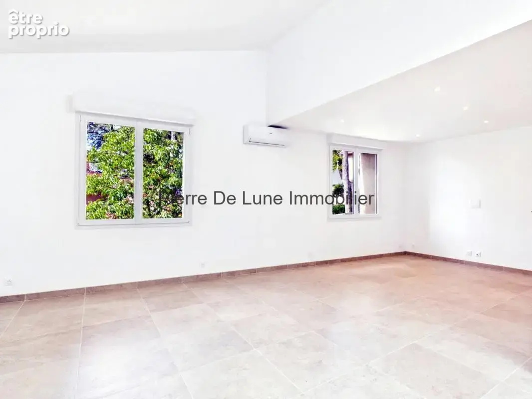 Maison en pierres dorées rénovée, Moiré - photo 3