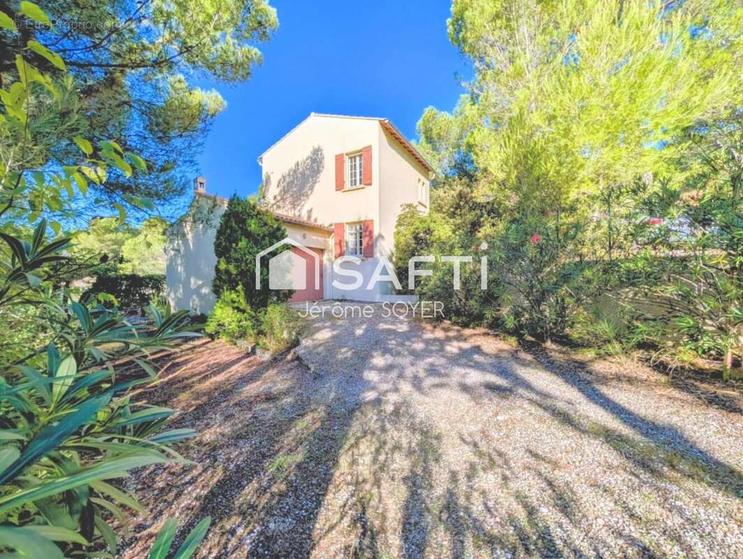 Photo 2 - Maison à CHATEAURENARD