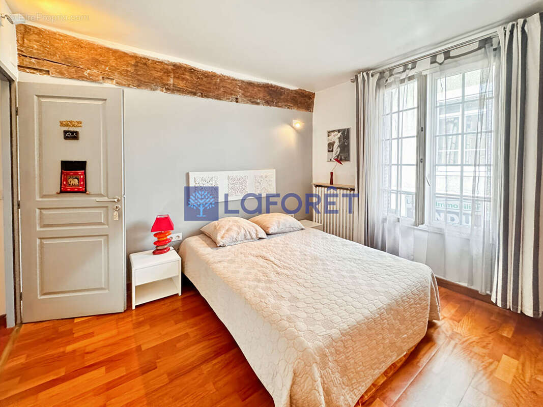 Maison à AZAY-LE-RIDEAU