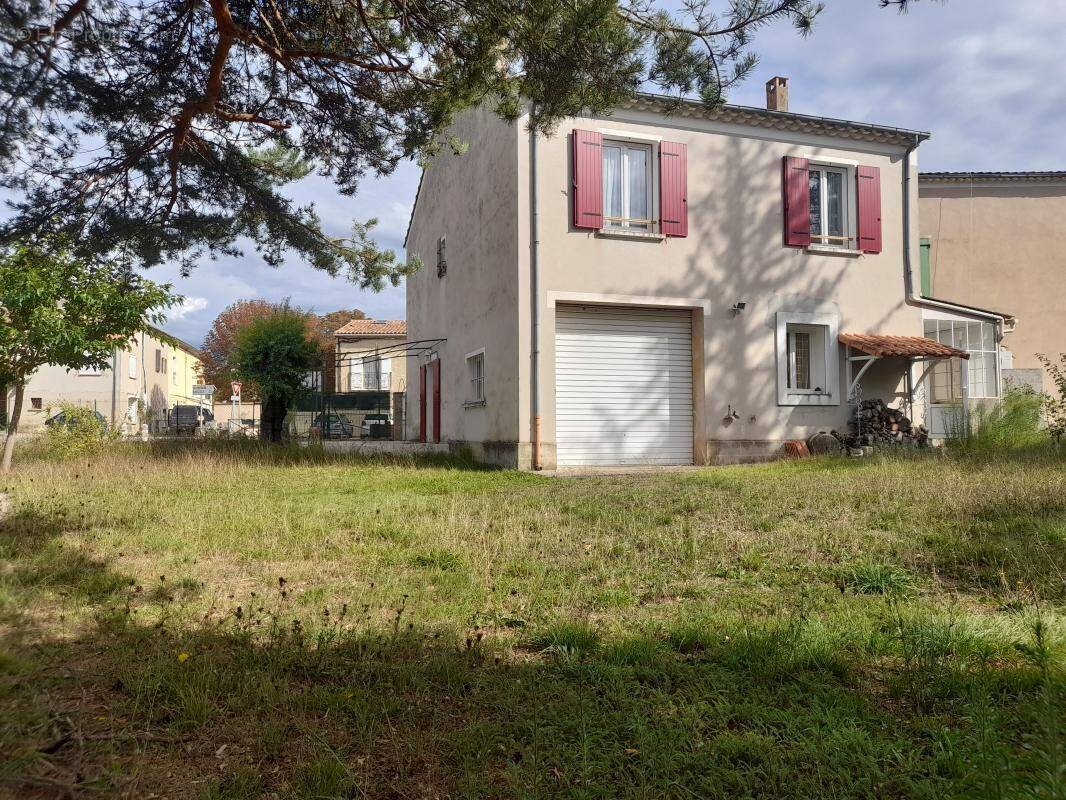 Maison à SAINT-JULIEN