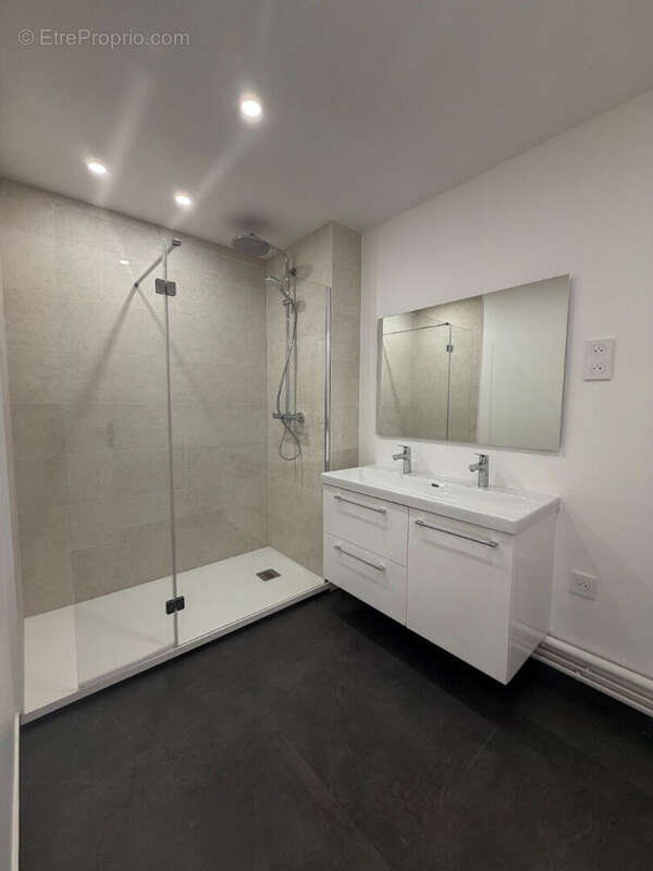 Appartement à RUEIL-MALMAISON