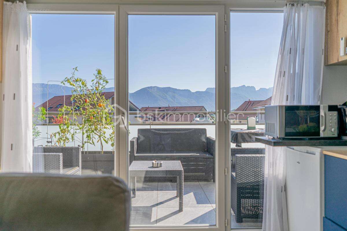 Appartement à POISY