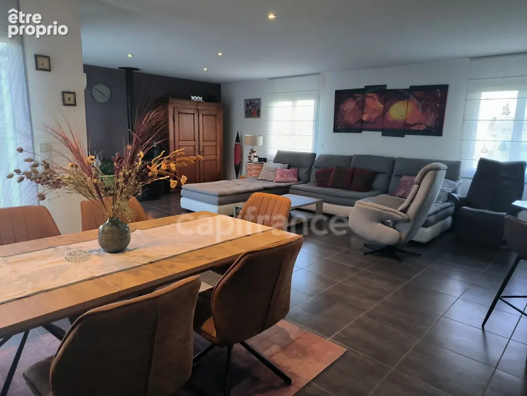 Maison de 2014 avec piscine, 120 m² + garage 20 m² - photo 9