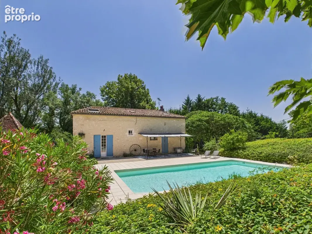 Proche d'Eymet - Belle maison en pierre avec pigeonnier, grange et piscine - photo 18