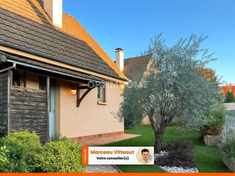 Maison à CHARNAY-LES-MACON