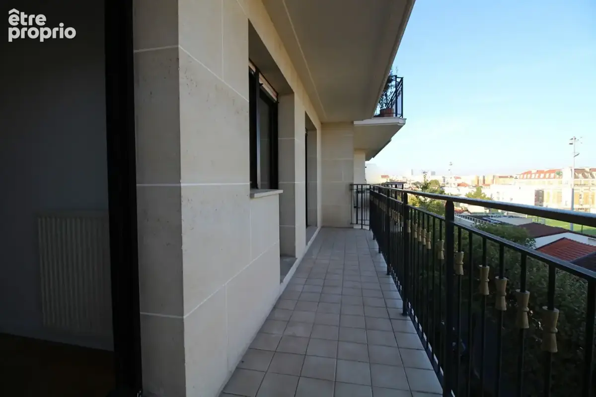 Courbevoie - quartier république - 3 pièces - 90 m² - 2 chambres - 2 balcons - box - photo 11