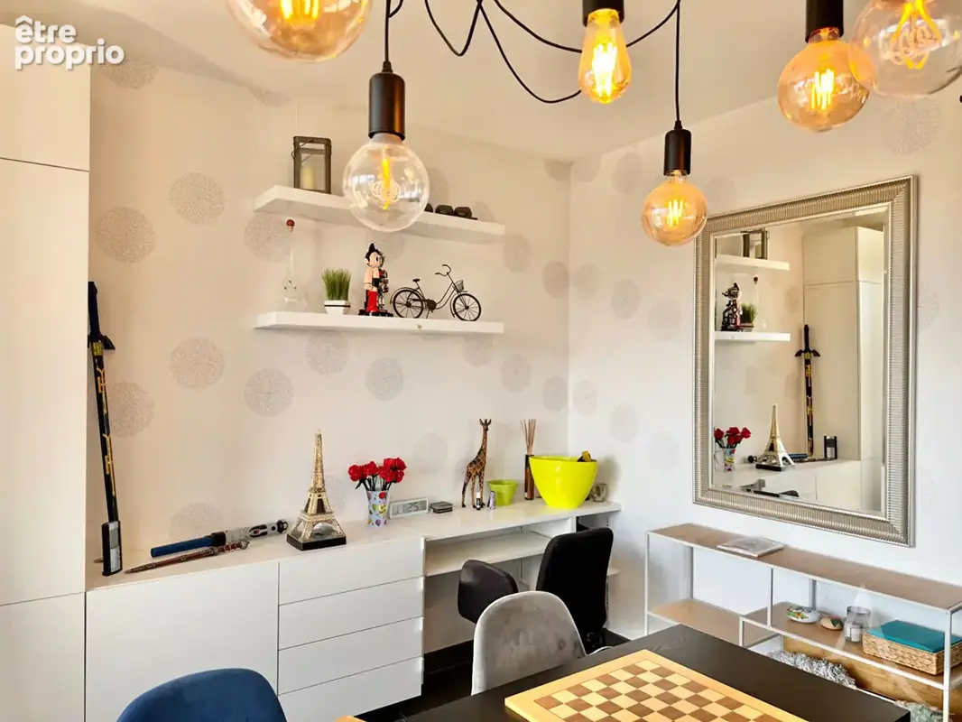 T5 familial traversant de 116 m² ? Balcon Sud-Ouest, garage, ascenseur - Gare à 10 min - photo 2