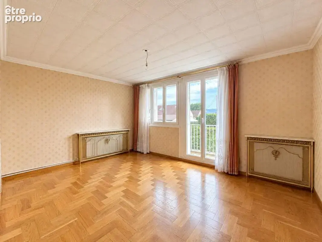 SOTTEVILLE-LÈS-ROUEN — T3 de 65 m² avec balcon, garage fermé et cave - photo 4