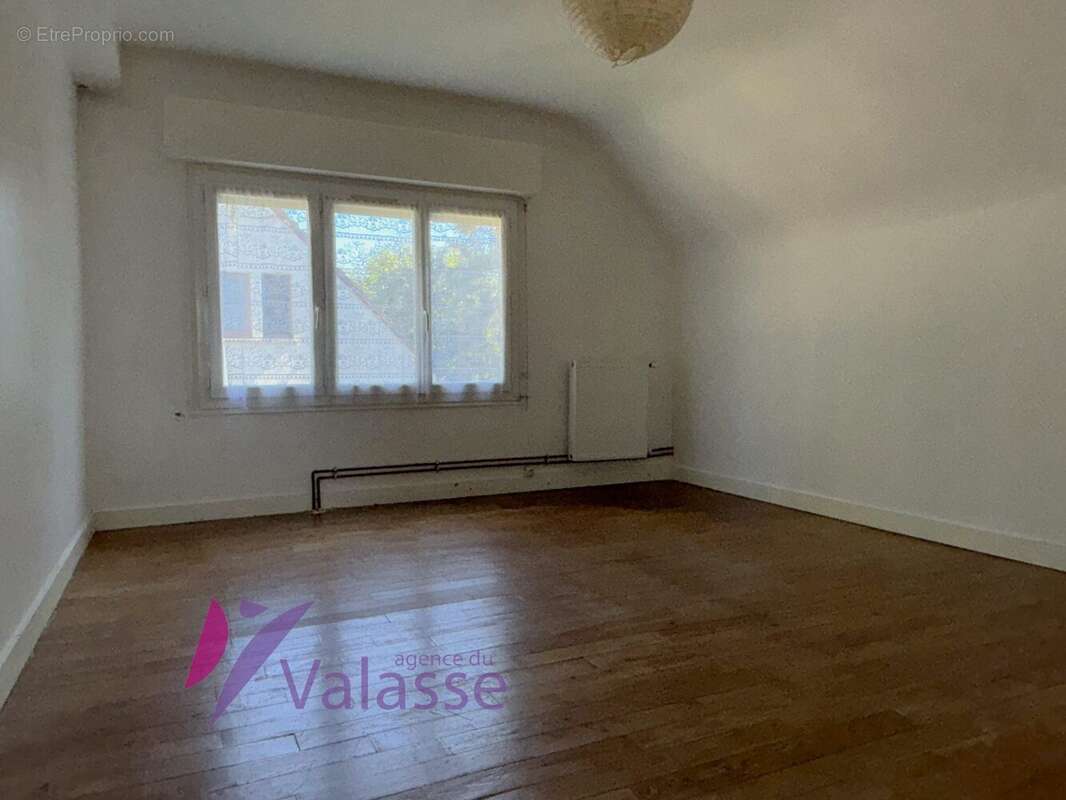 Maison 110 m² à Bolbec  - photo 9