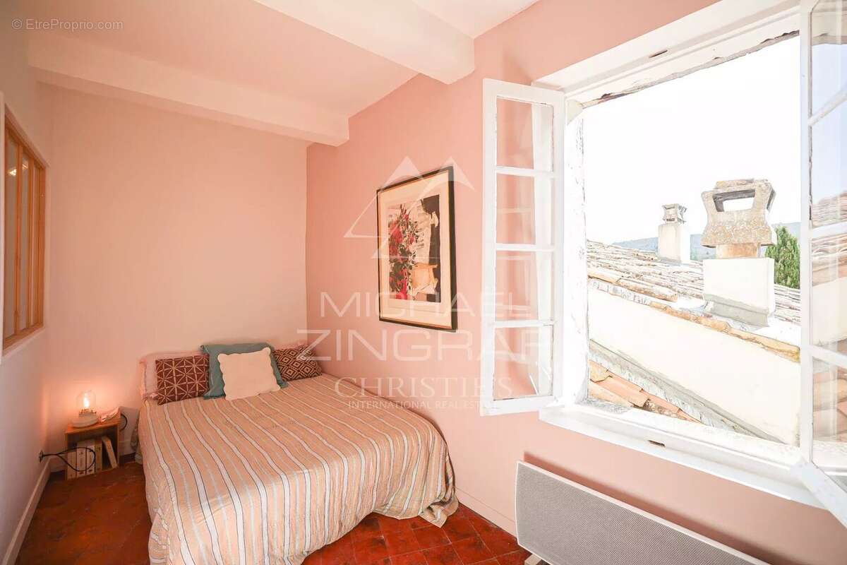 Appartement à BONNIEUX