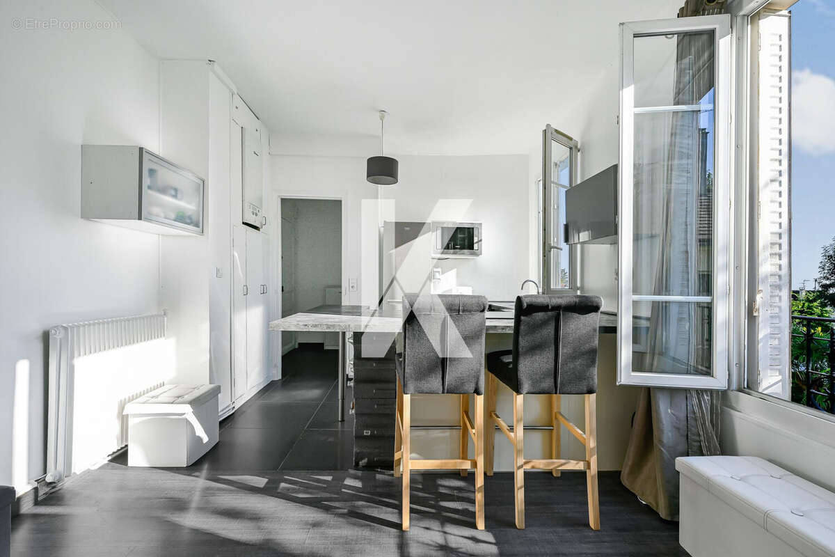 séjour - Appartement à RUEIL-MALMAISON