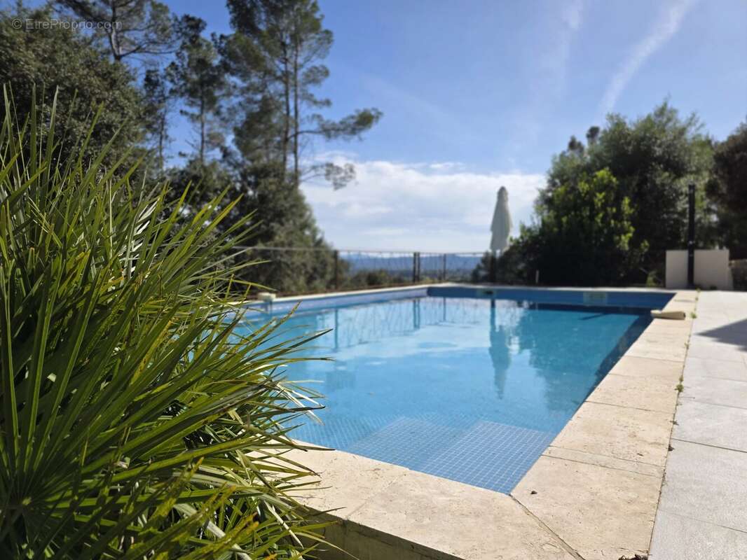 Maison à LORGUES
