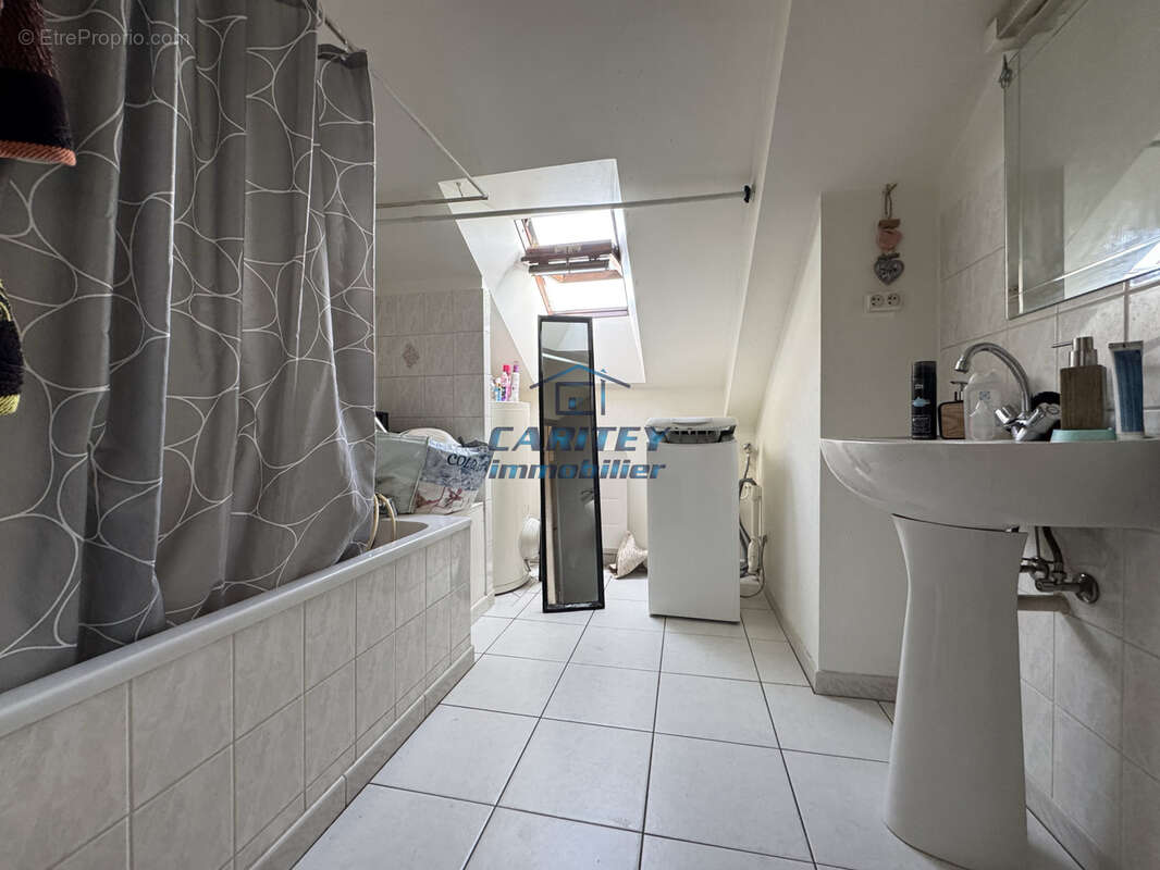 Appartement à LURE