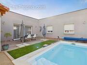 Photo 1 - Maison à BIZE-MINERVOIS