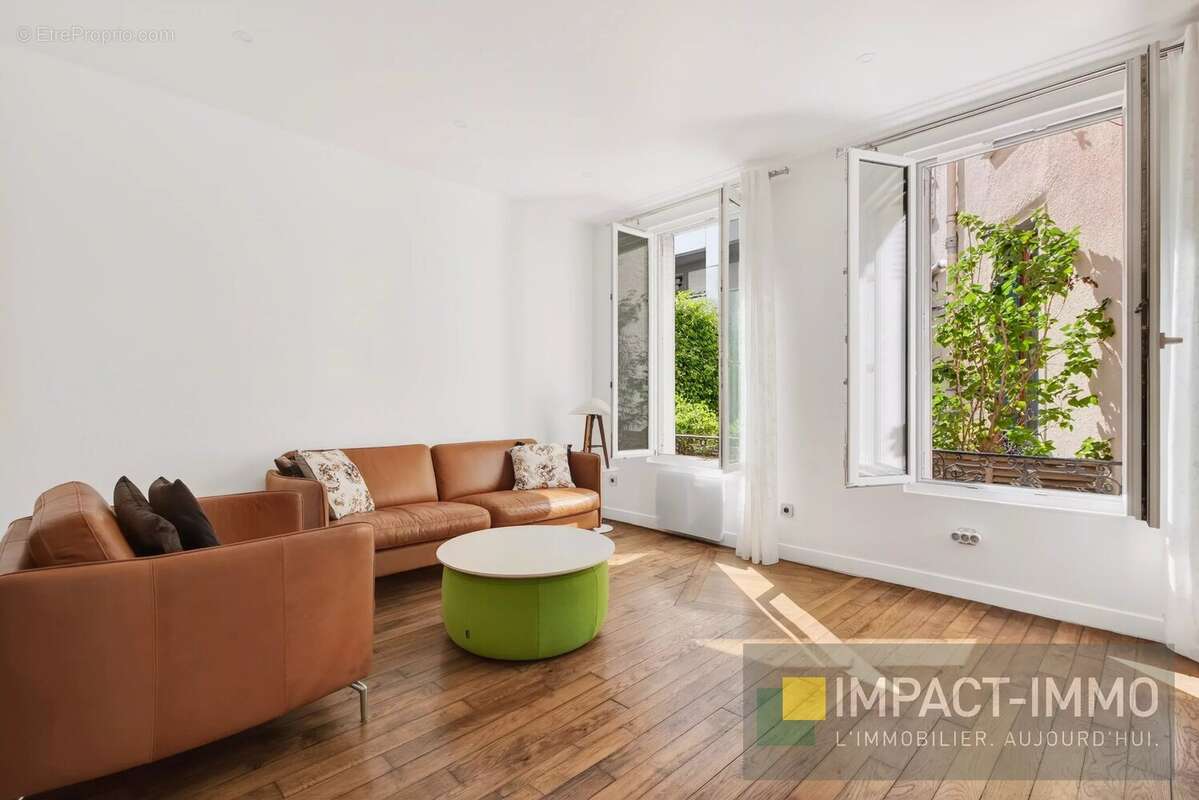 Appartement à SURESNES