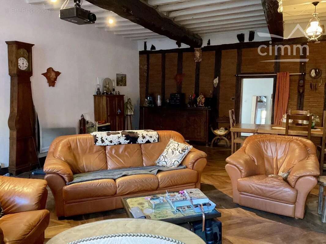 Maison à CORDES-SUR-CIEL