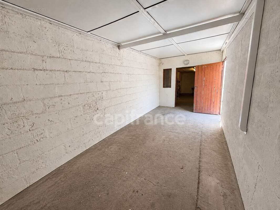 Maison 4 chambres de plain-pied avec jardin à Saintes - photo 11