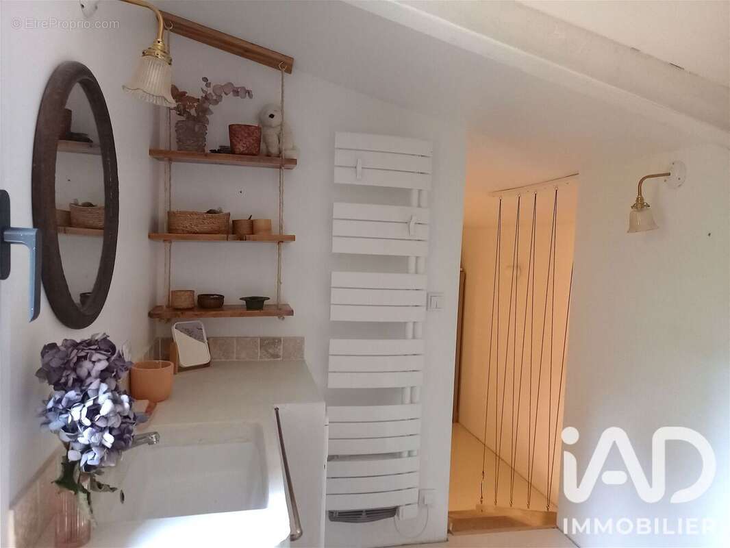 Maison 211 m² à Les Lilas  - photo 8