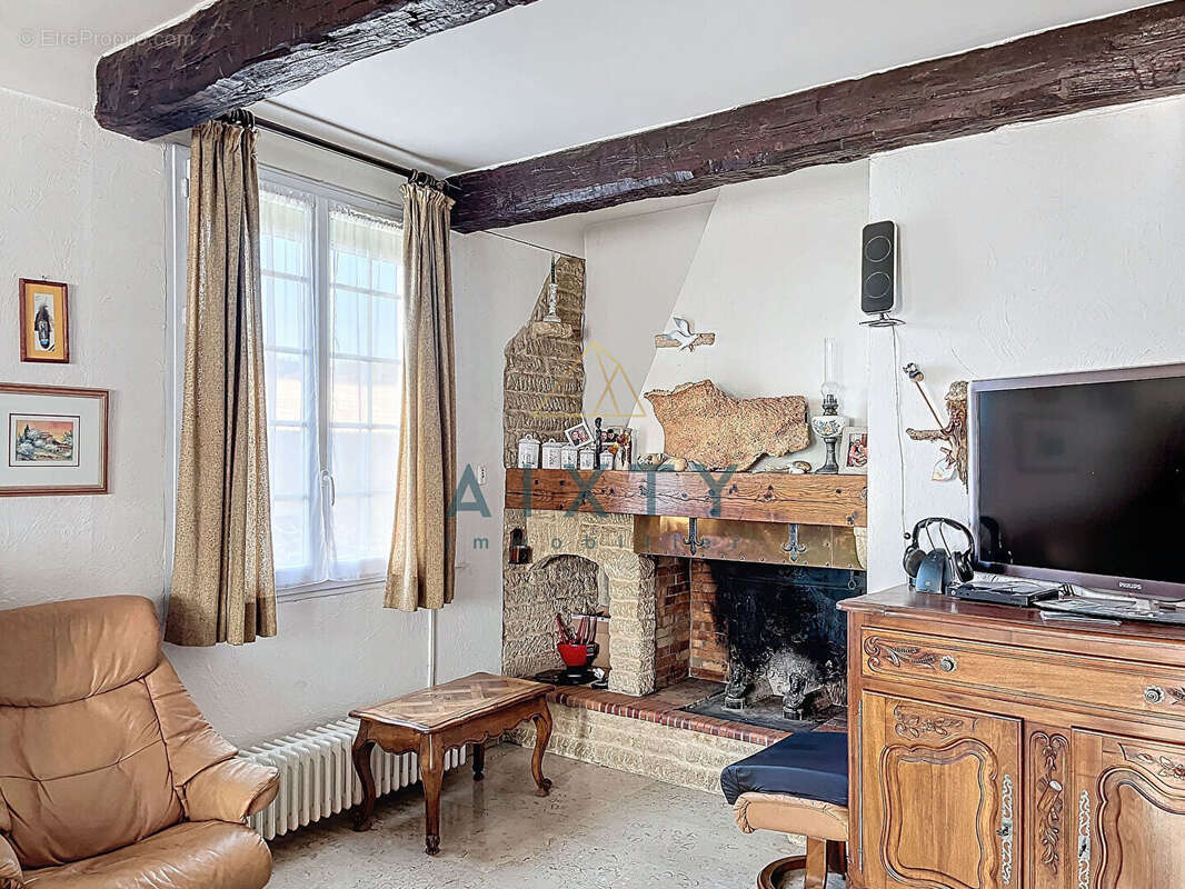Maison à CADENET