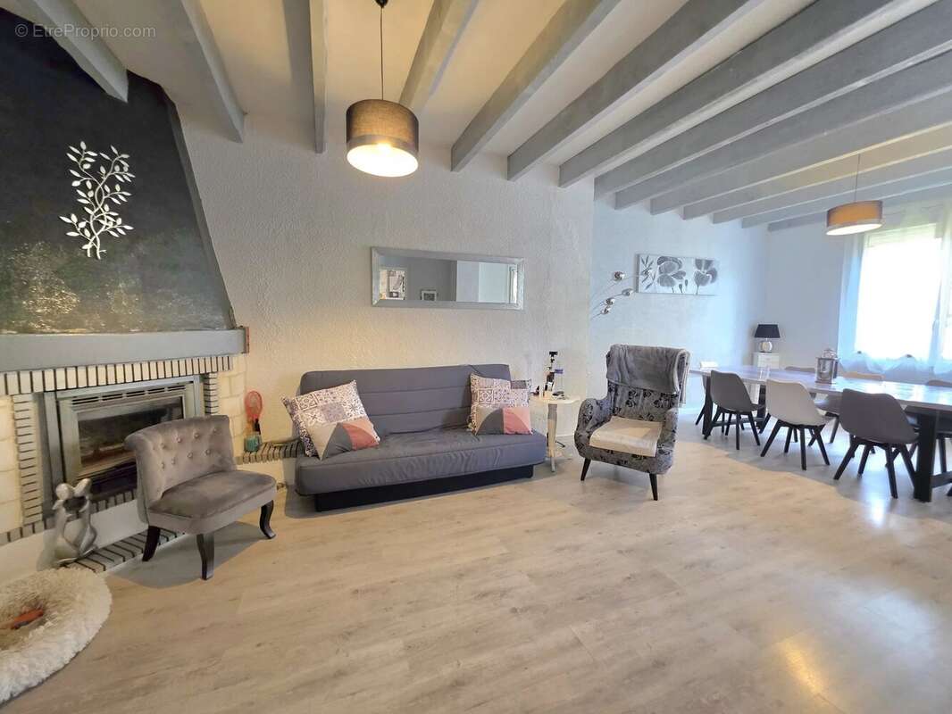 Maison à LE TEIL