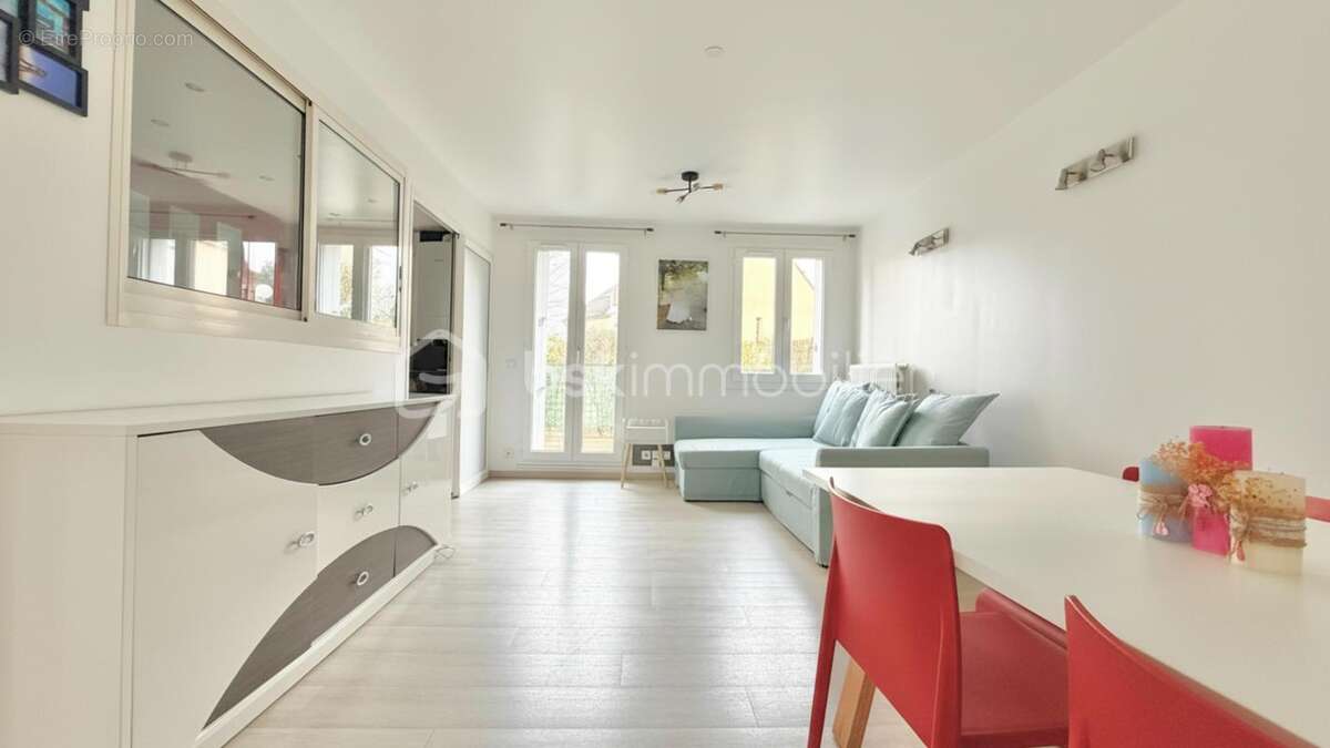 Appartement à TORCY